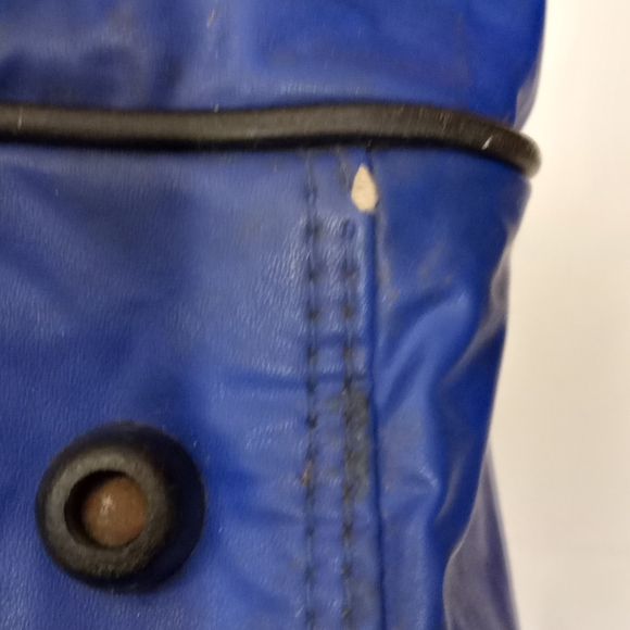 Vintage Nike soccer duffle bag - Picture 5 of 16